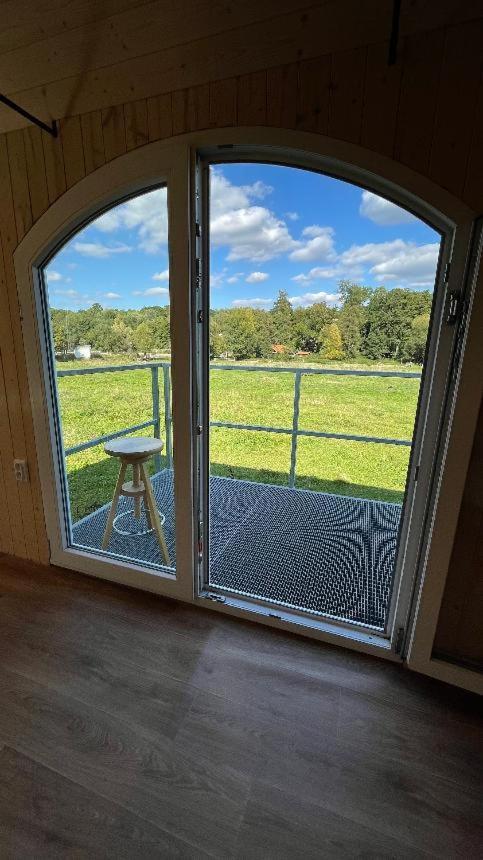 Glamping - Stylova Maringotka V Srdci Ladova Kraje, Pobliz Hlavniho Mesta Prahy Stribrna Skalice ภายนอก รูปภาพ