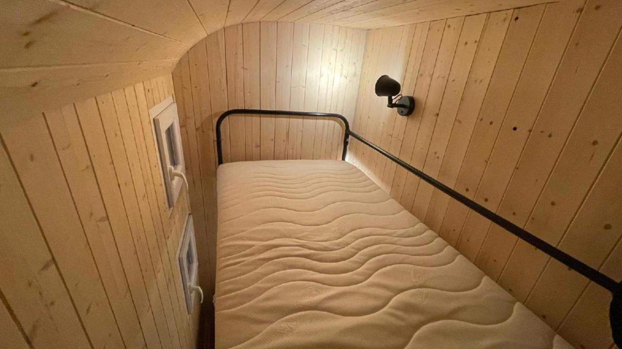 Glamping - Stylova Maringotka V Srdci Ladova Kraje, Pobliz Hlavniho Mesta Prahy Stribrna Skalice ภายนอก รูปภาพ