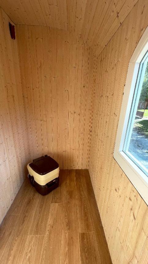 Glamping - Stylova Maringotka V Srdci Ladova Kraje, Pobliz Hlavniho Mesta Prahy Stribrna Skalice ภายนอก รูปภาพ