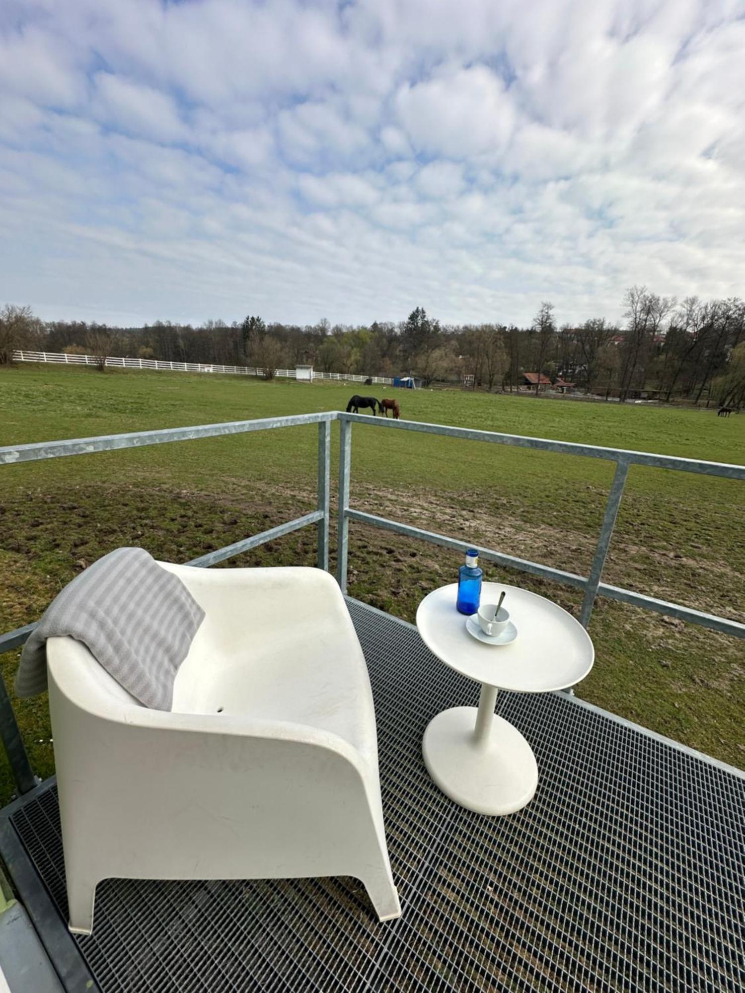 Glamping - Stylova Maringotka V Srdci Ladova Kraje, Pobliz Hlavniho Mesta Prahy Stribrna Skalice ภายนอก รูปภาพ